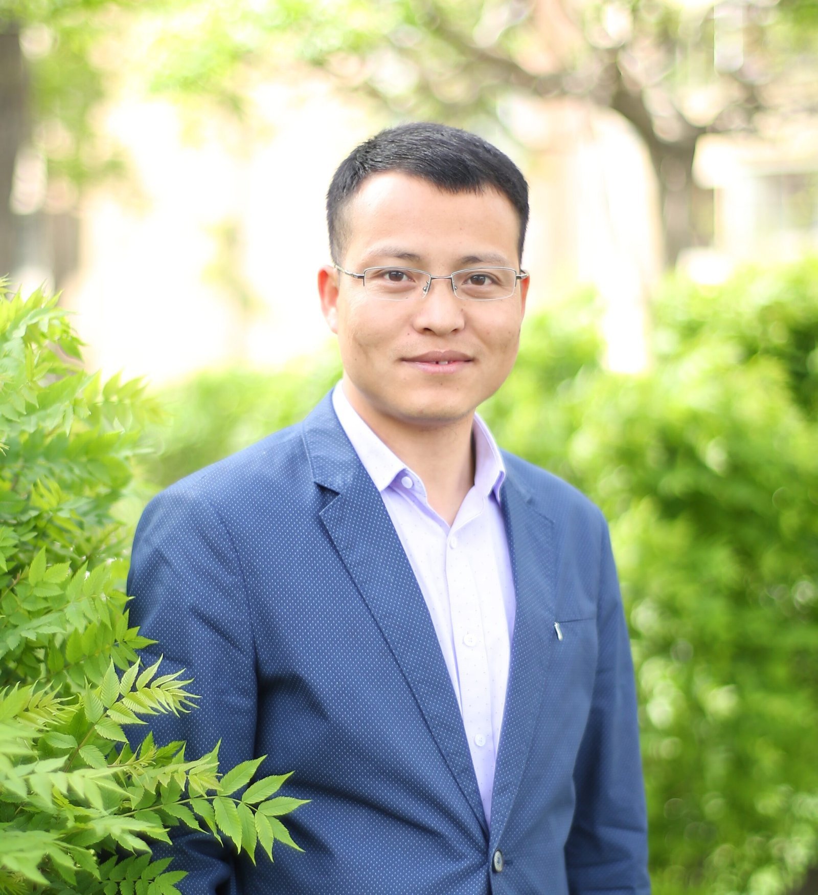 Dr. Wang Bo
